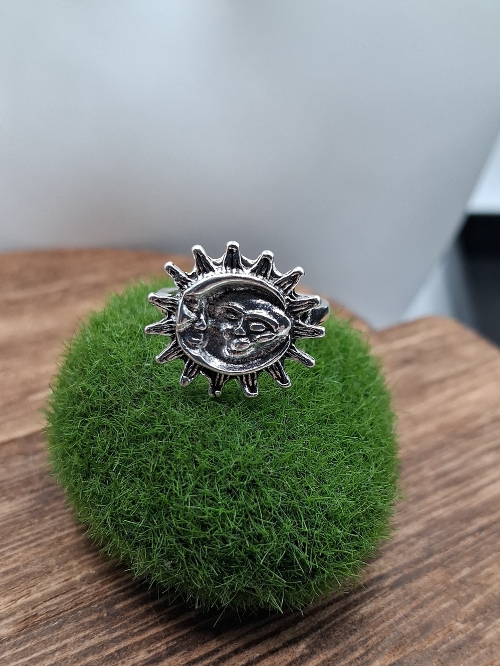 Sun & Moon Ring R916 Size 6
